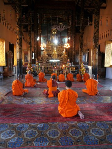 Bouddha moines temple 